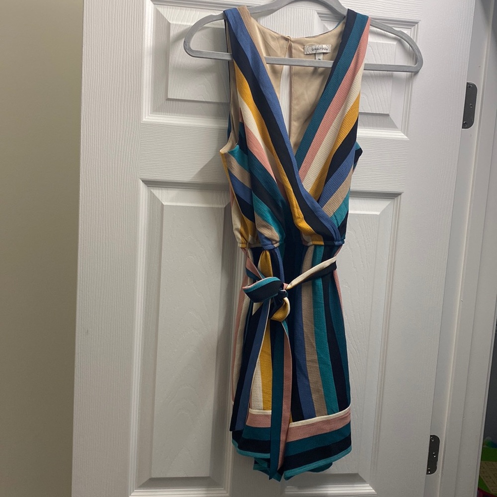 Sleeveless romper, multiple colors